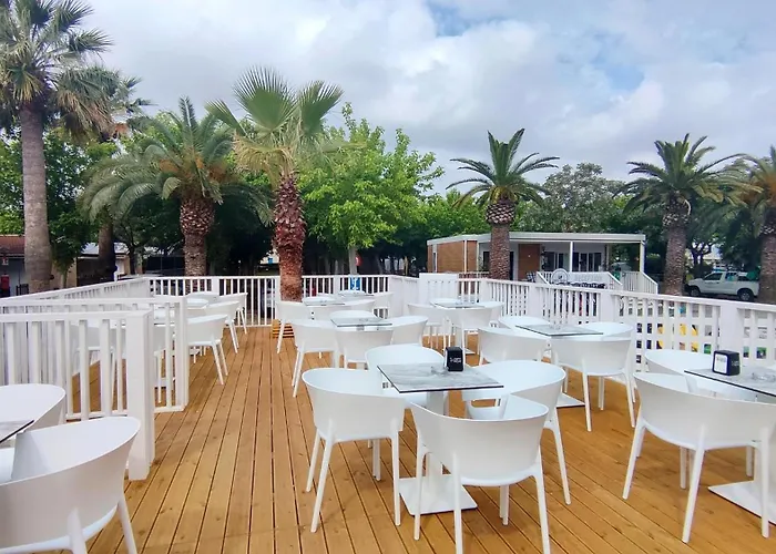 ホリデーパーク Villaggio Duca Amedeo マルティンシクーロ