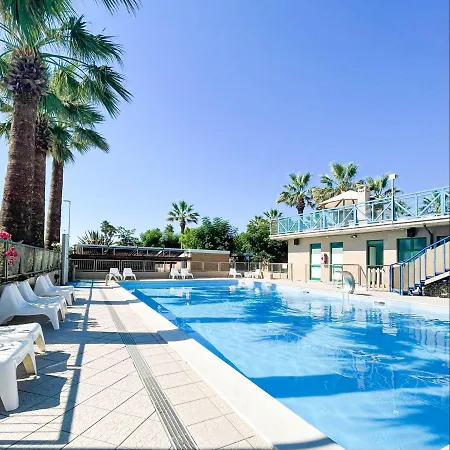 假日公园 Villaggio Duca Amedeo 马帝斯兹罗